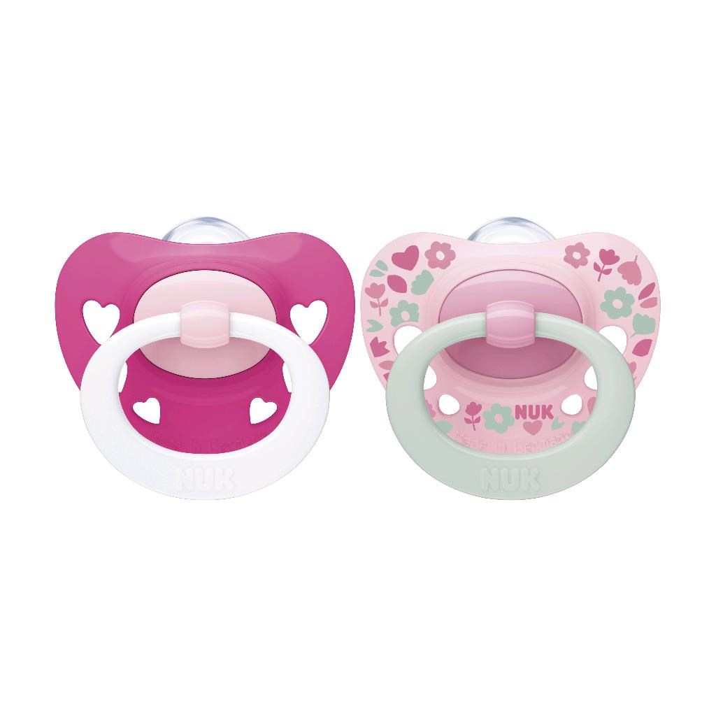 Dojčenský cumlík NUK Signature 6-18m 2ks dievča